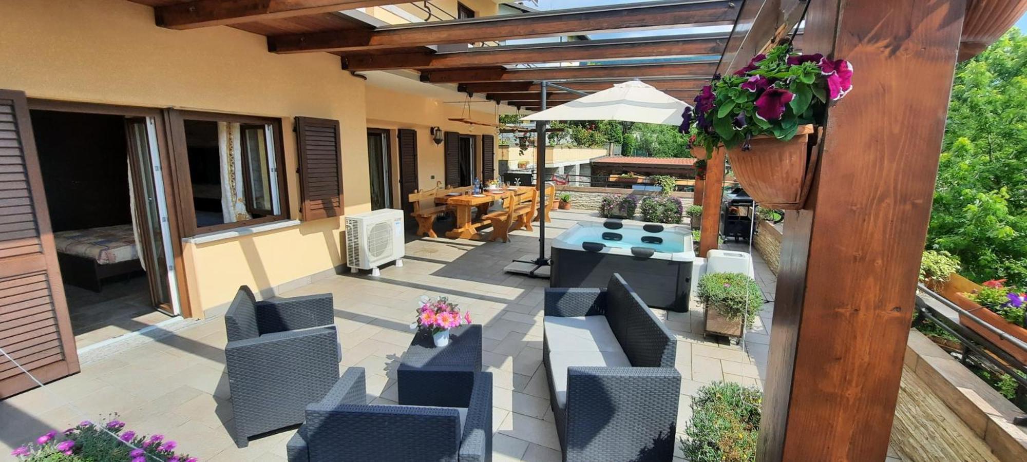 La Terrazza Casa Vacanza Carenno Zewnętrze zdjęcie